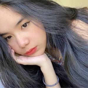 Meet your Posher, Rhea